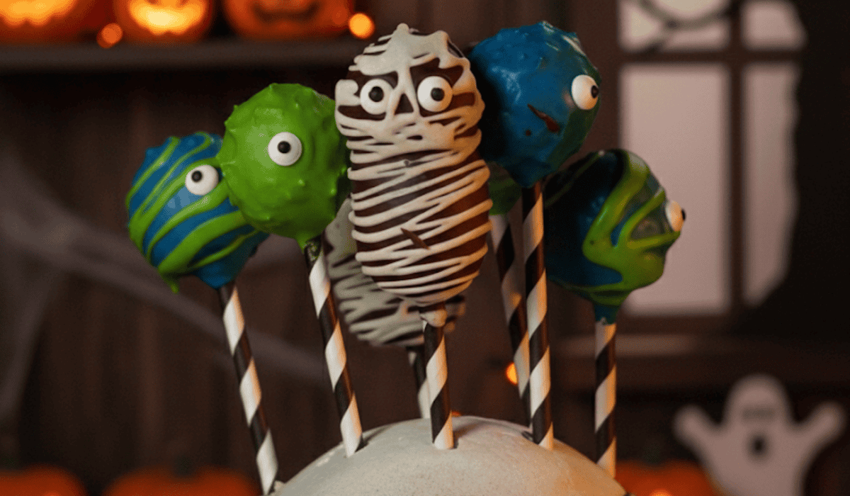 Decorate Red Velvet Monster Cake Pops: Fun for All Ages